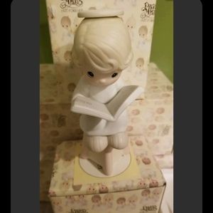 PRECIOUS MOMENTS 1987 "SITTING PRETTY" 104825 GIRL ANGEL NURSERY Box